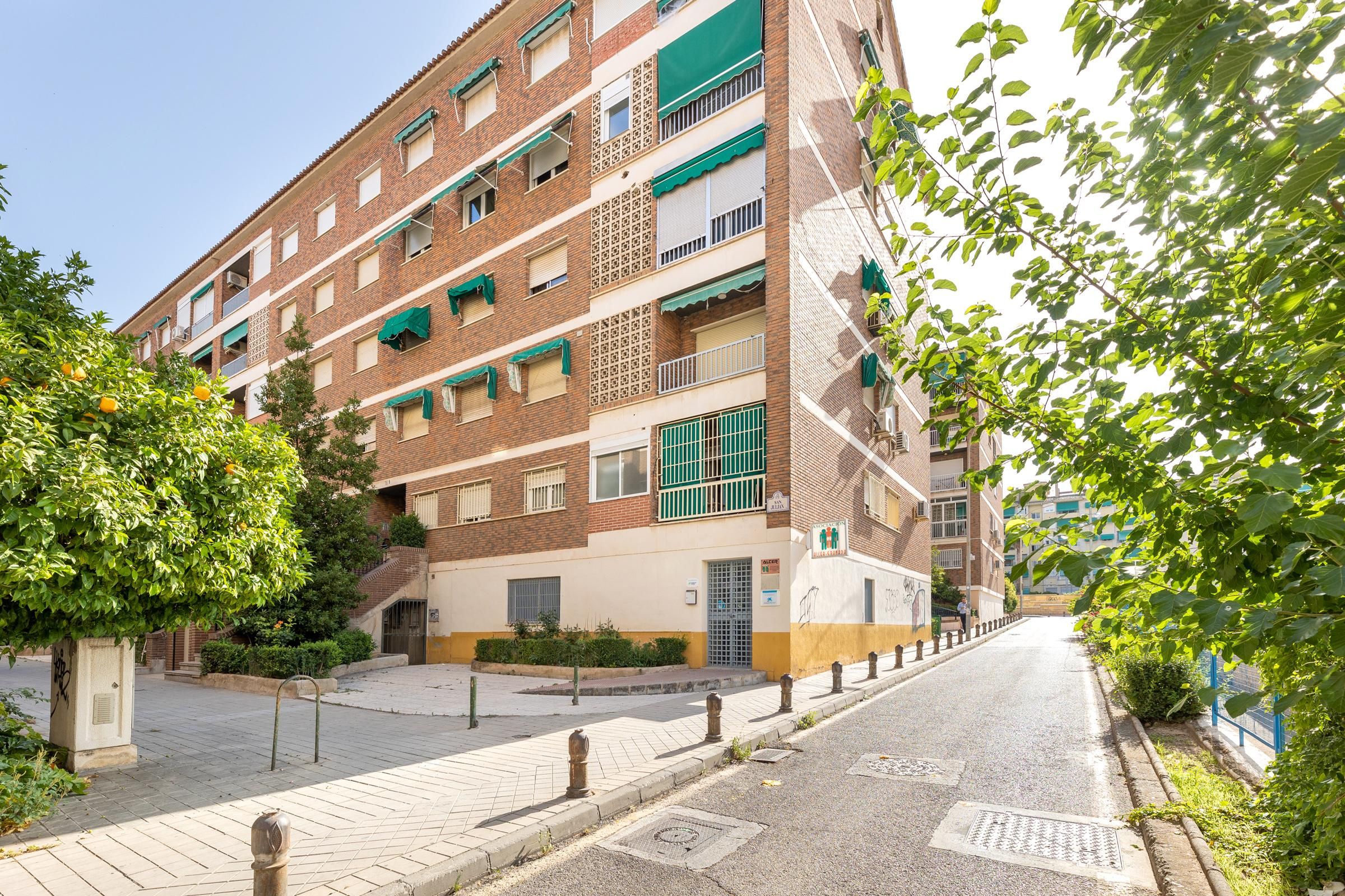 Exterior view of Apartment for sale in  Granada Capital  with Heating and Balcony