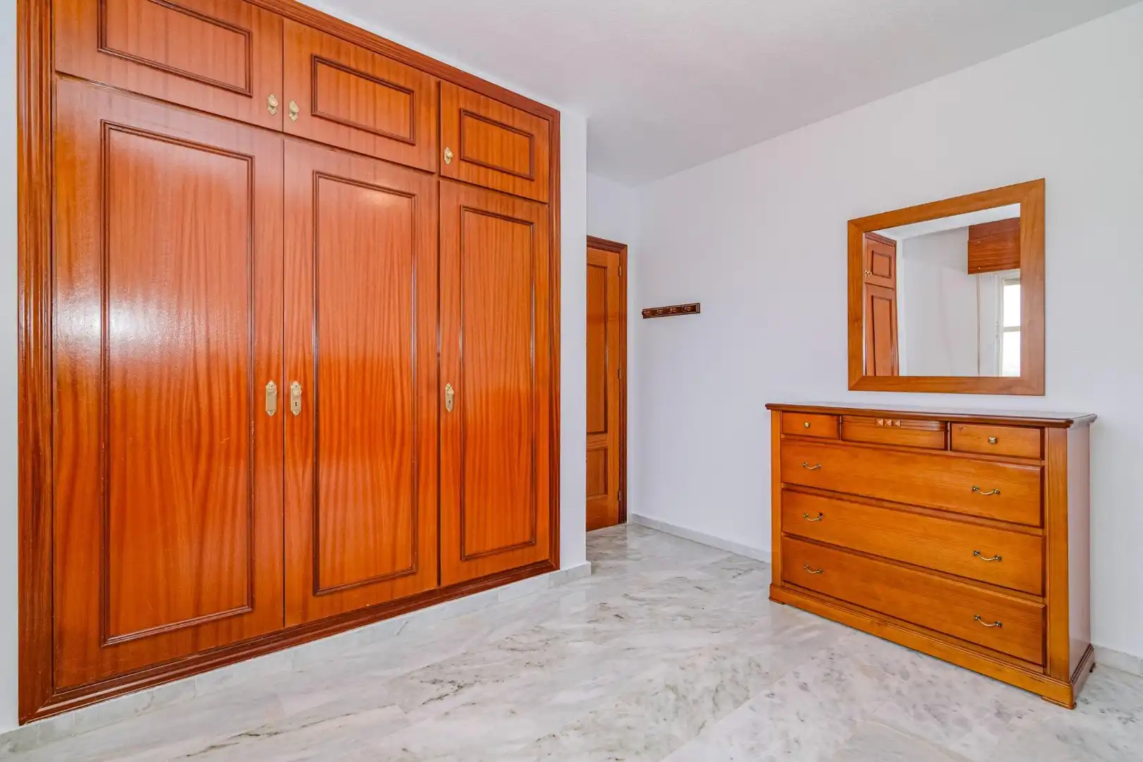 Dormitori de Pis en venda en Salobreña amb Aire condicionat, Terrassa i Balcó