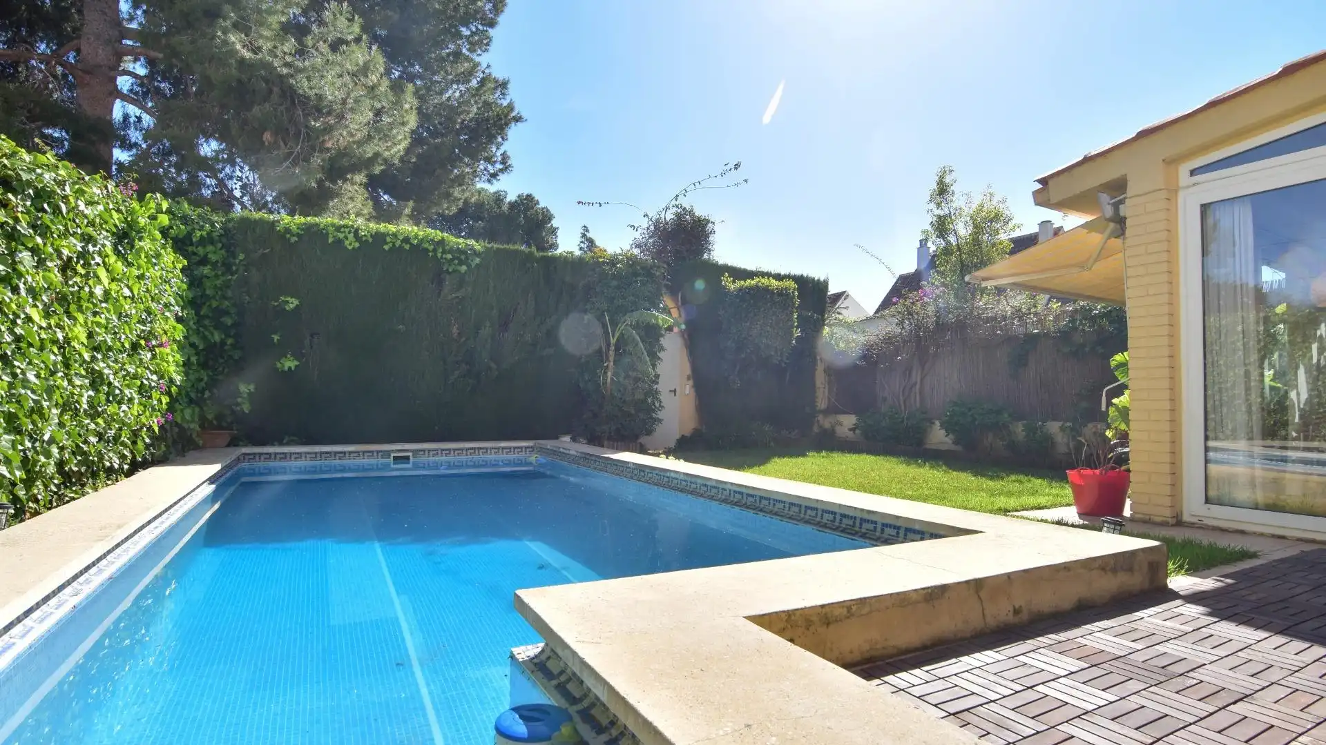 Piscina de Casa adosada en venta en Paiporta con Aire acondicionado, Jardín privado y Trastero