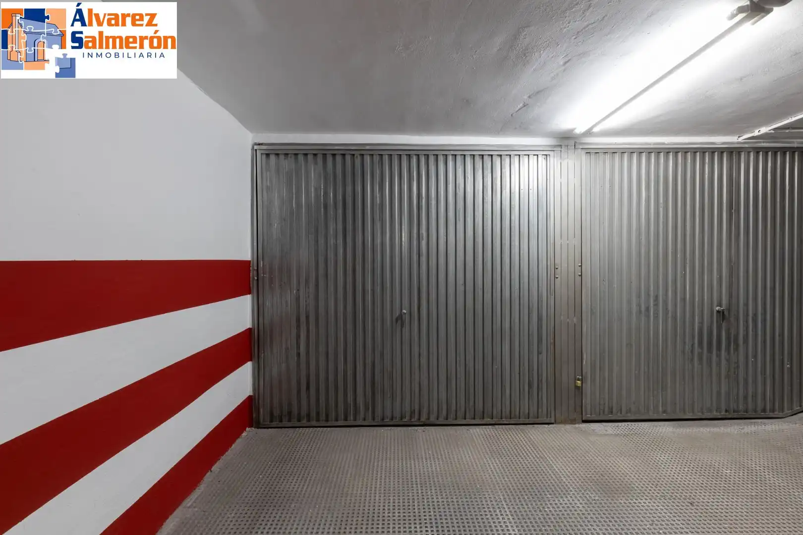 Parking de Piso en venta en Granada