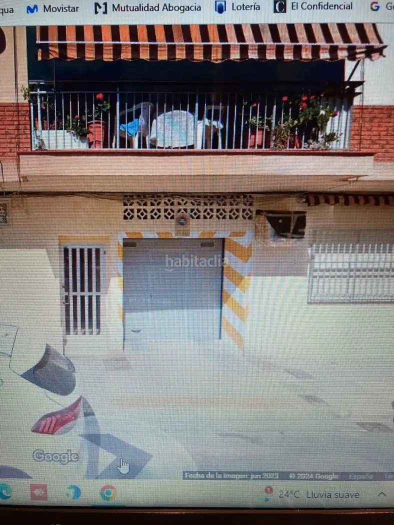 Individual for sale in Carrer de Roger de Lluria 1