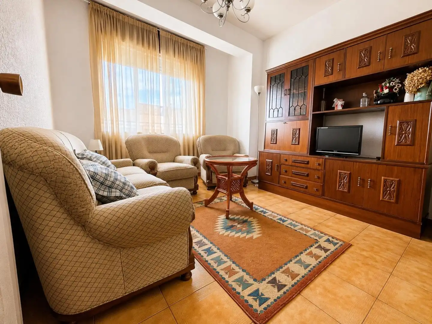 Wohnzimmer von Gebäude zum Verkauf in Toreno