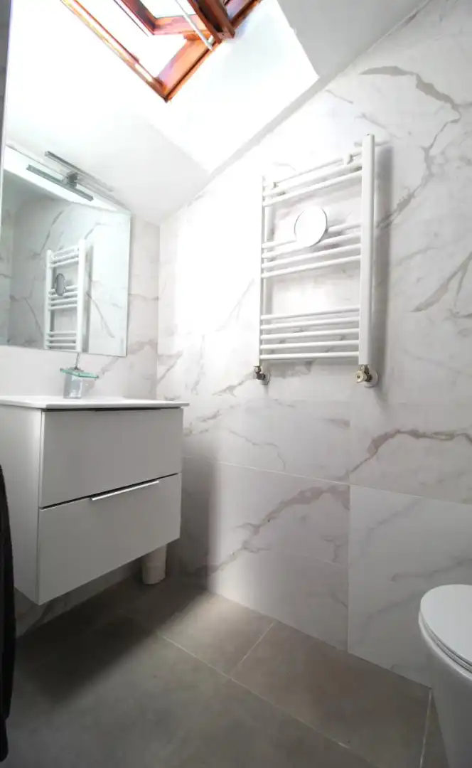 Baño de Casa o chalet en venta en L'Eliana con Aire acondicionado, Calefacción y Jardín privado