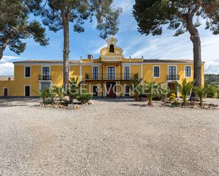 Vista exterior de Finca rústica en venda en Vilamarxant amb Aire condicionat, Calefacció i Jardí privat