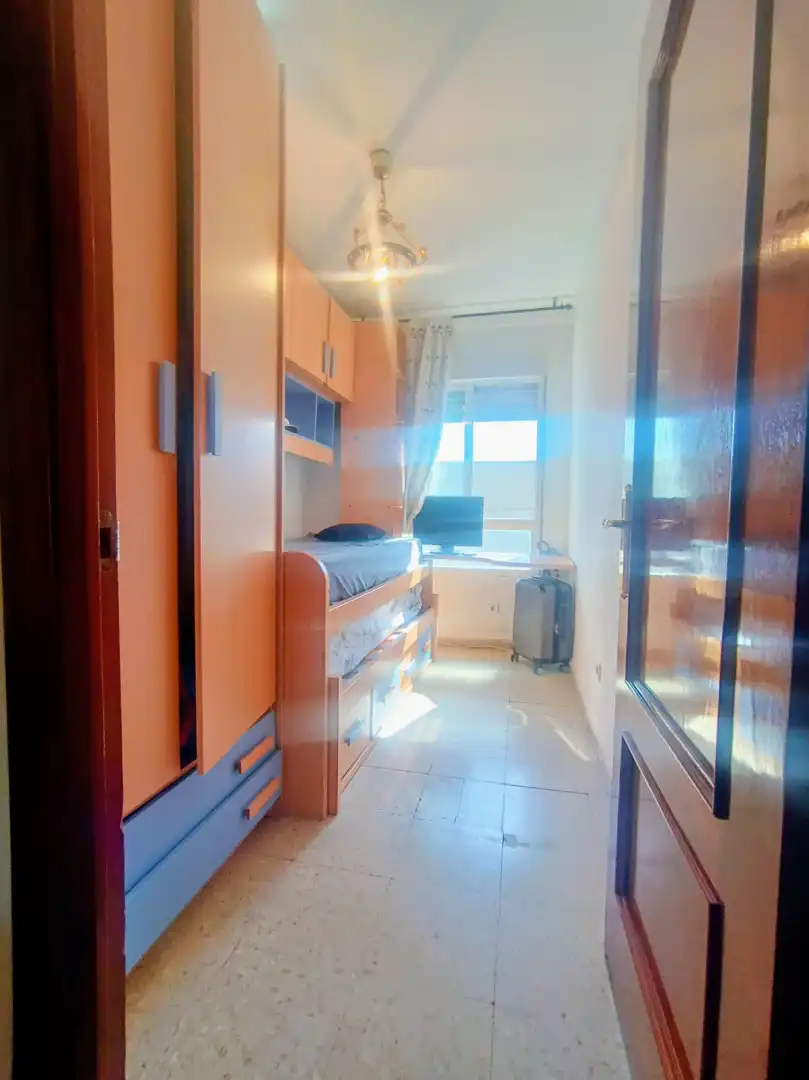 Habitación de Piso en venta en San Fernando de Henares con Aire acondicionado, Calefacción y Trastero