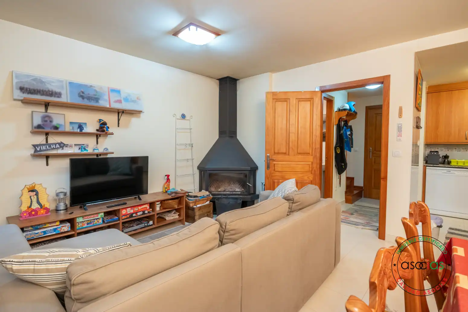 Sala de estar de Piso en venta en Puebla de Lillo con Calefacción y Trastero