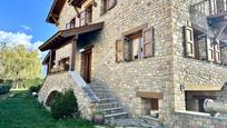 Vista exterior de Casa o xalet en venda en Bellver de Cerdanya amb Jardí privat, Traster i Moblat