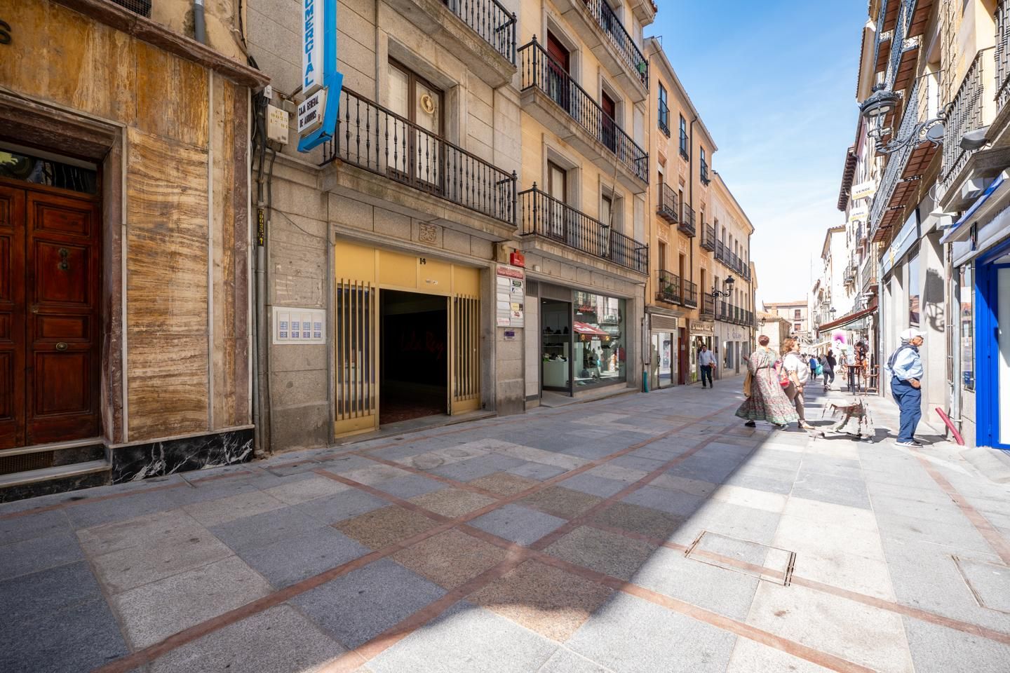 Geschaftsraum zum Verkauf in Reyes Católicos, Murallas