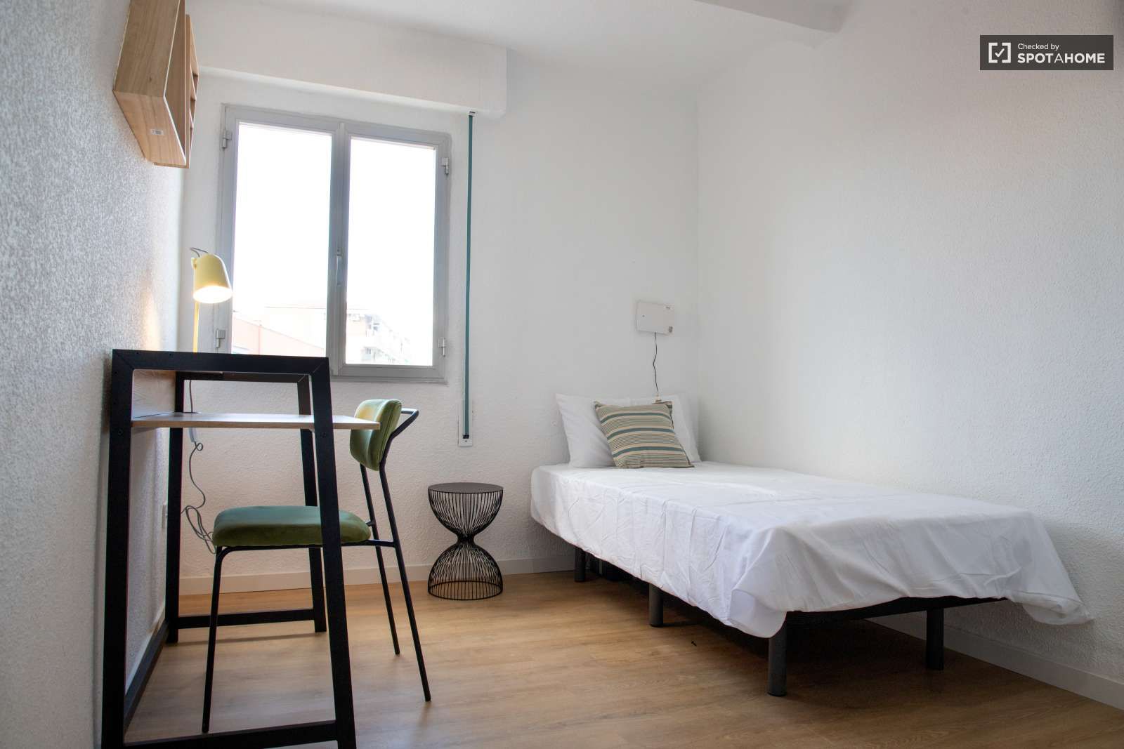 Flat to share in Casco Antiguo