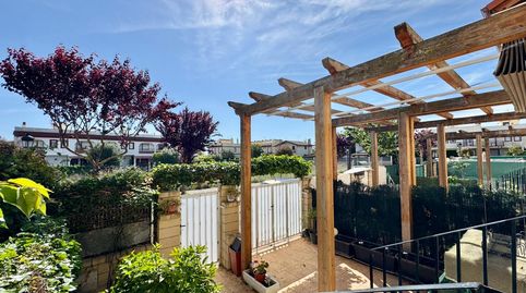 Foto 4 de Casa adosada en venta en Calle Miguel de Cervantes, Anguciana, La Rioja