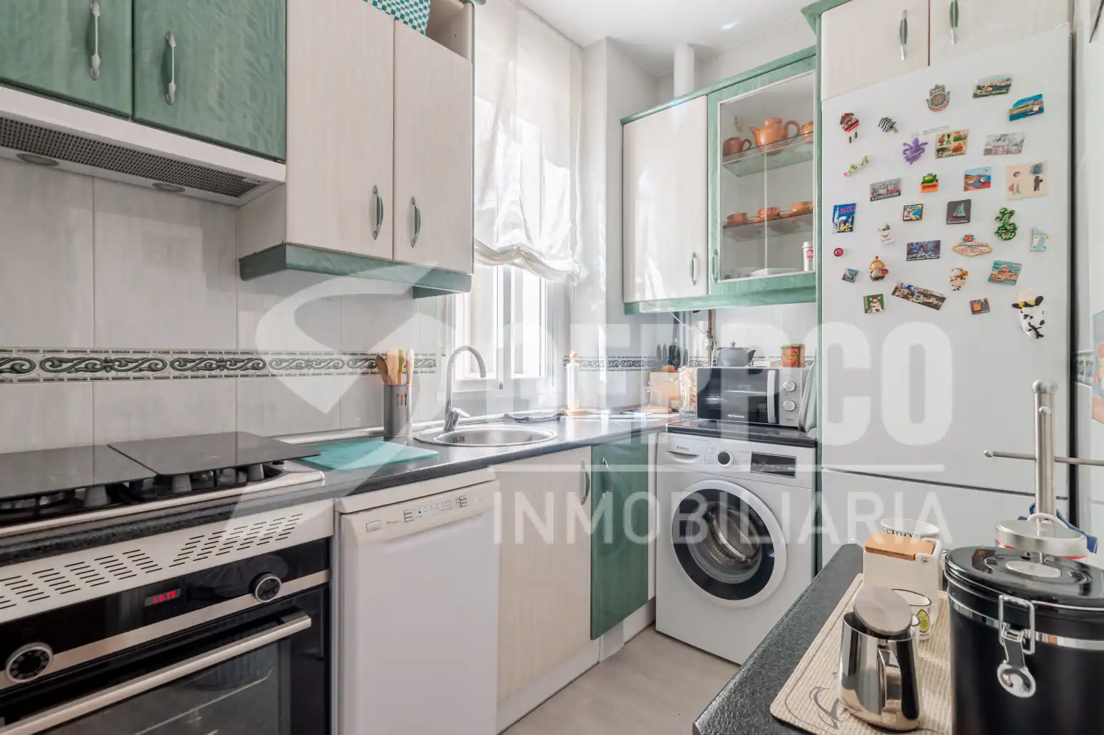 Kitchen of Flat for sale in Madrid
