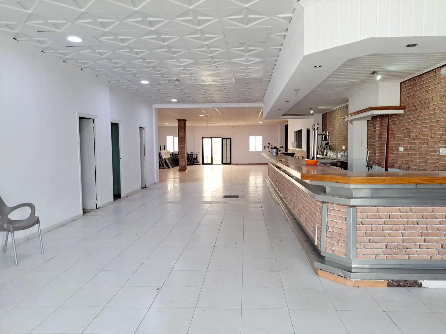 Business premises for sale in Avenida Avenida de Alicante 85