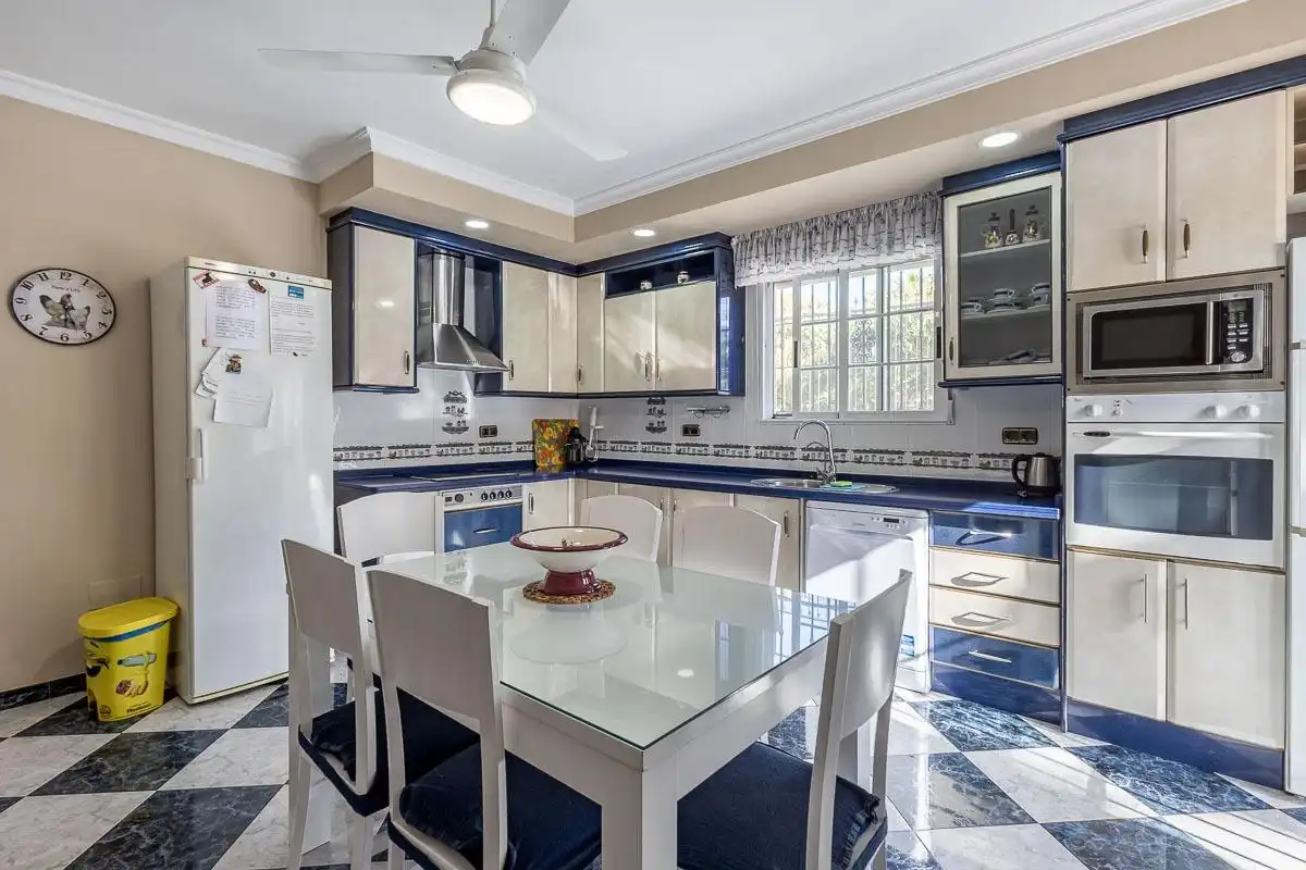 Cocina de Casa o chalet en venta en Ítrabo con Calefacción, Jardín privado y Terraza