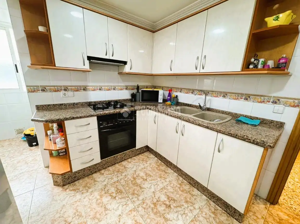Cocina de Piso en venta en Torrent con Calefacción y Balcón