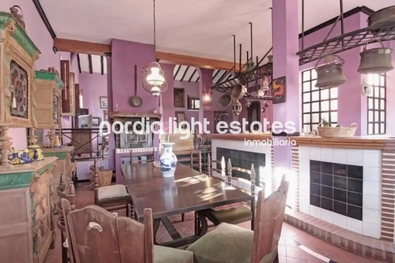 House with pool for sale in Avda Pescia - Ctra de Frigiliana, imagen 10