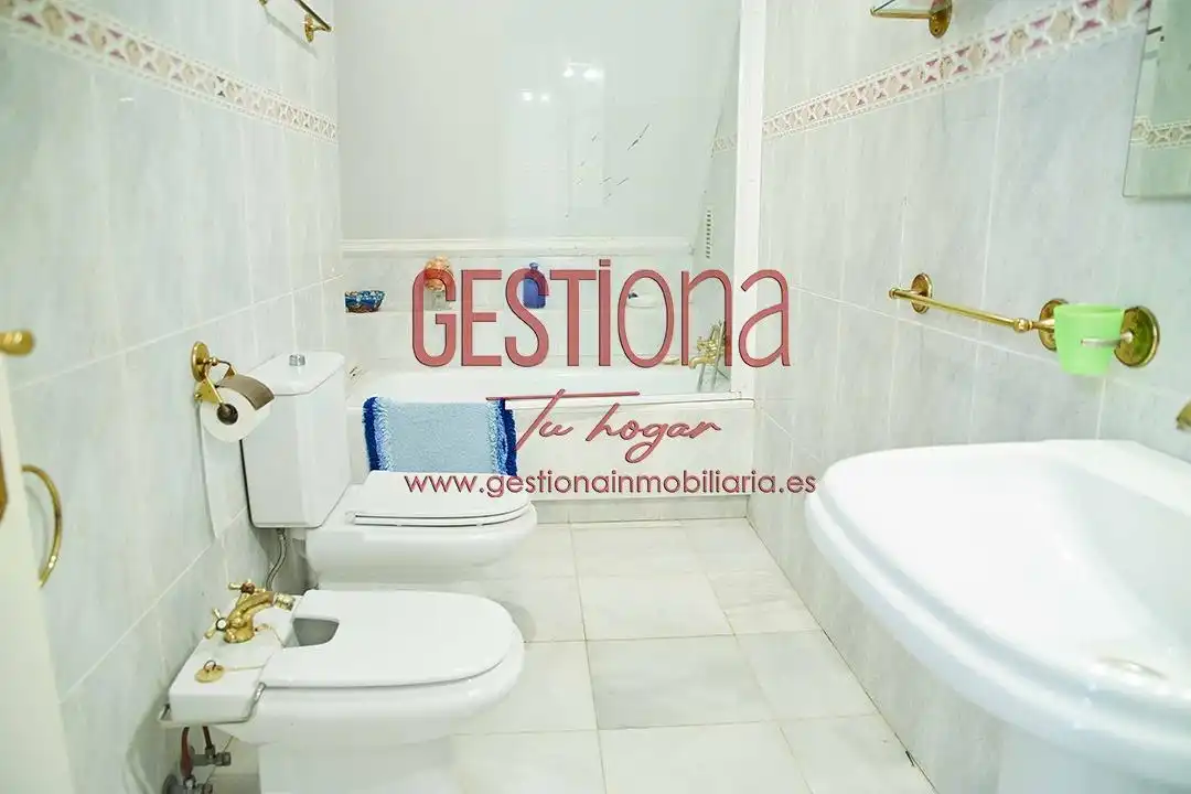 Baño de Casa o chalet en venta en Solórzano con Jardín privado, Amueblado y Alarma