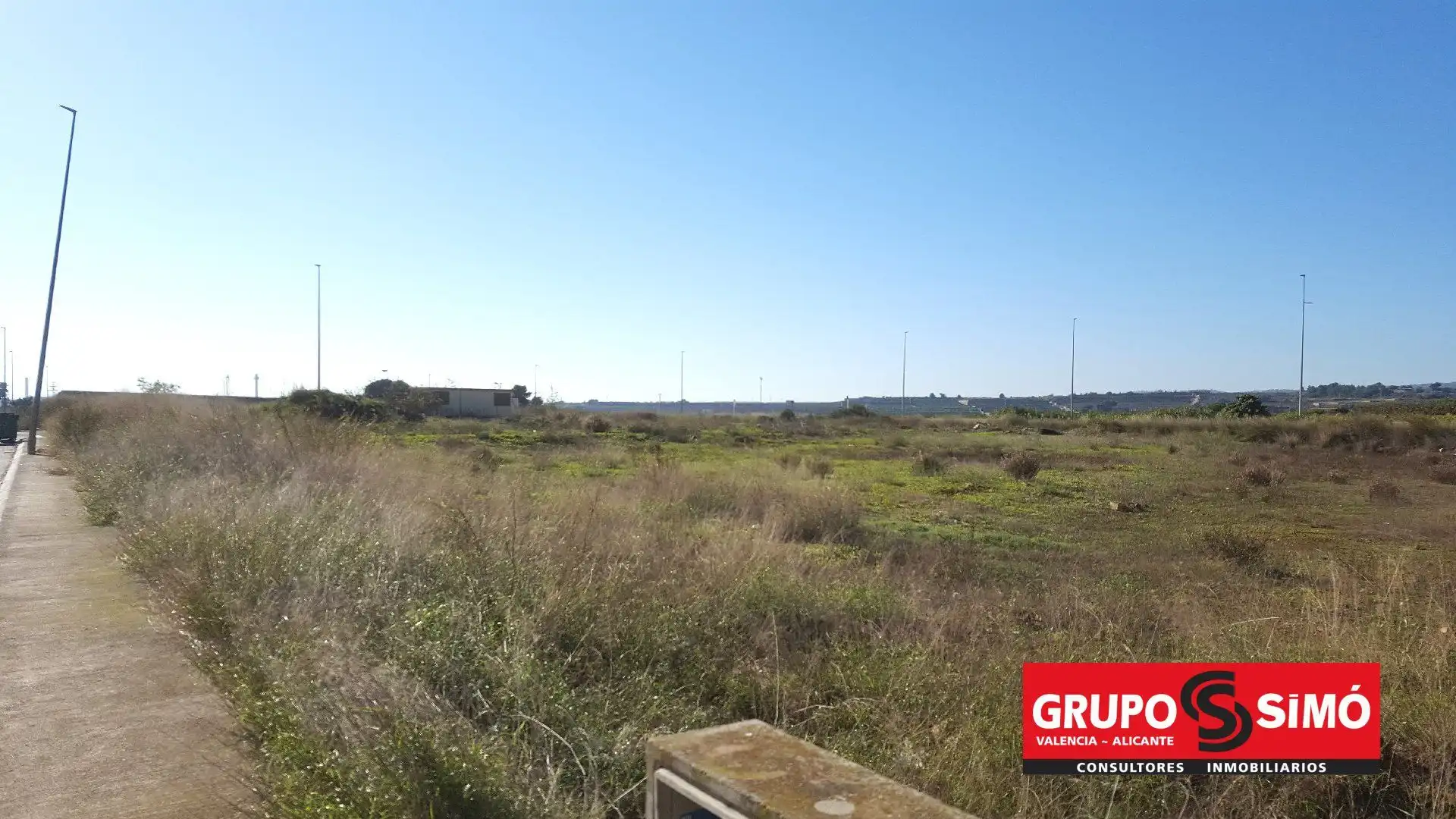 Terreno industrial en venta en Picassent
