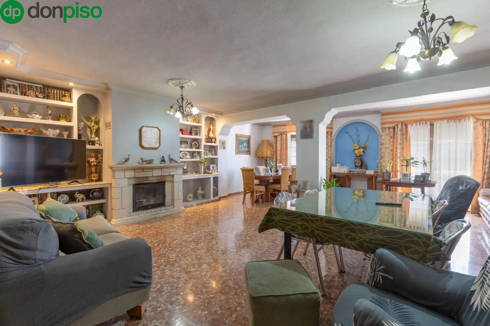 Detached homes for sale in Calle Viejo de Charilla, 43, Alcalá la Real