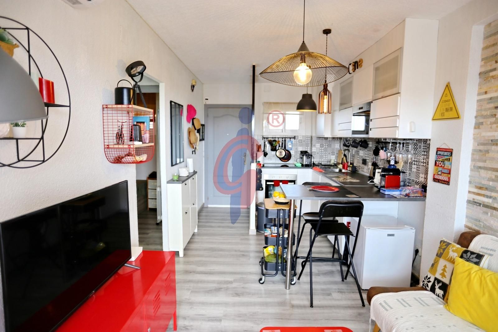 Cuina de Apartament en venda en Guardamar del Segura amb Aire condicionat i Terrassa