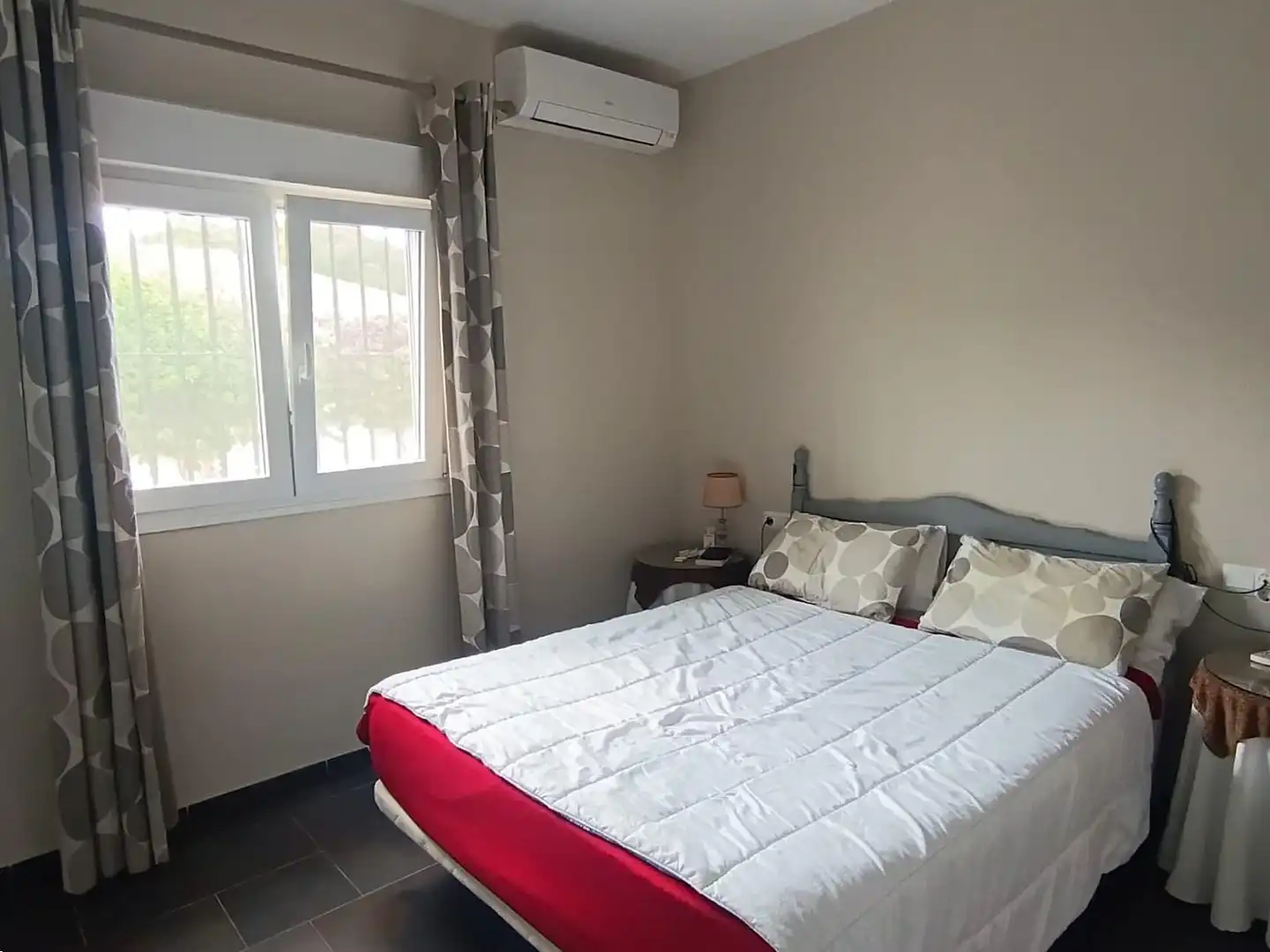 Bedroom of Houses for sale in Chiclana de la Frontera  with Air Conditioner, Private garden and Storage room