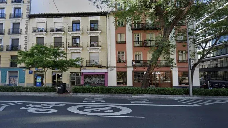 Exterior view of Planta baja for sale in  Madrid Capital