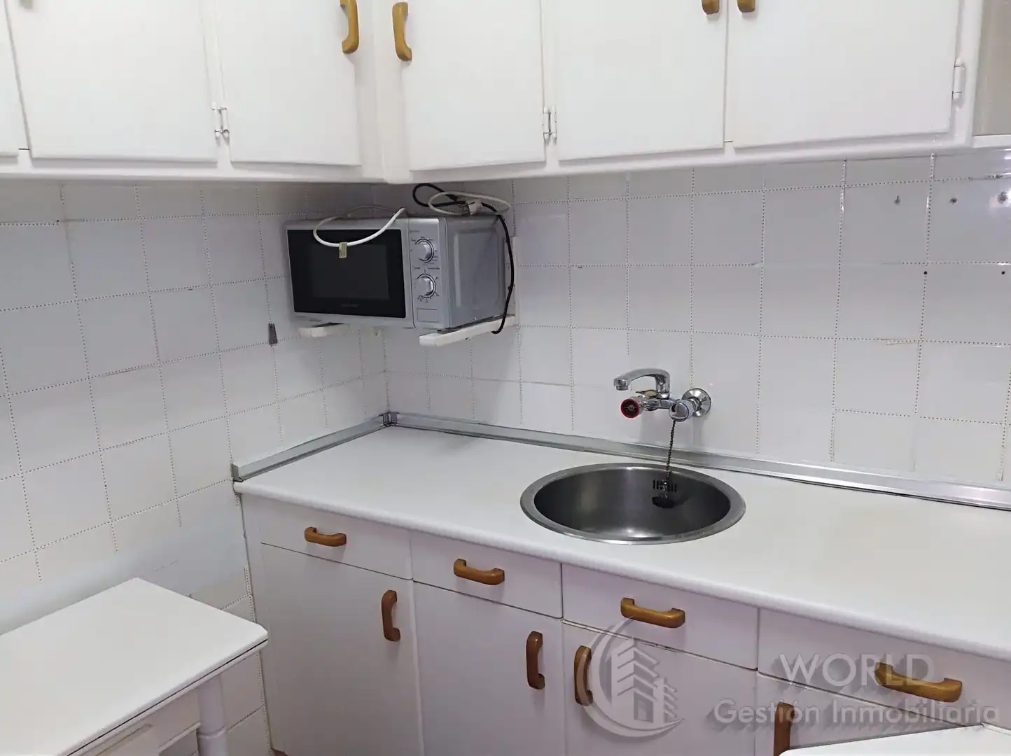 Flat with terrace for sale in Calle Carolina Coronado, imagen 11