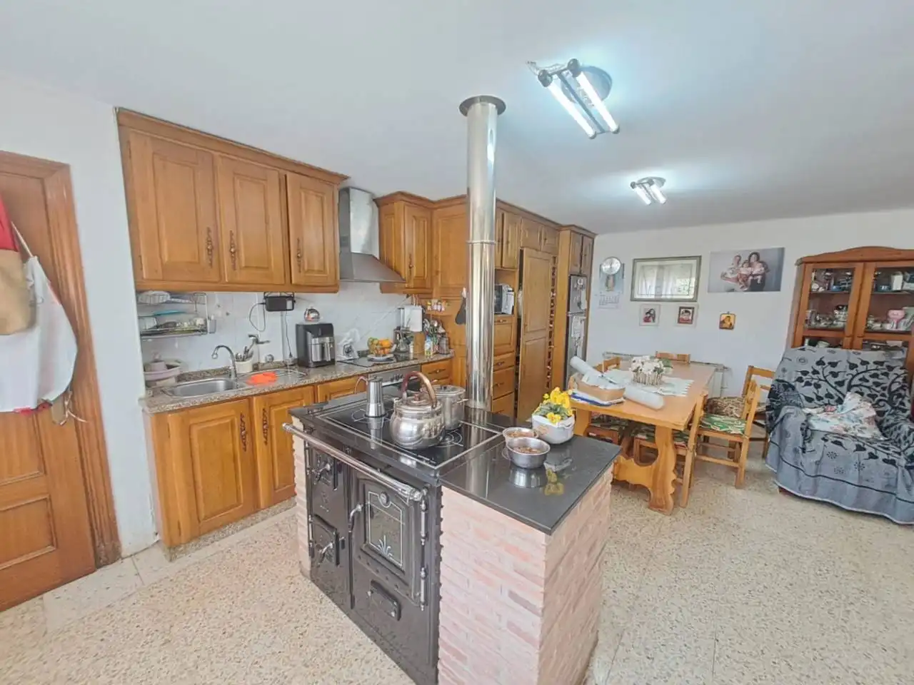 Kitchen of Houses for sale in Villayerno Morquillas  with Heating and Terrace