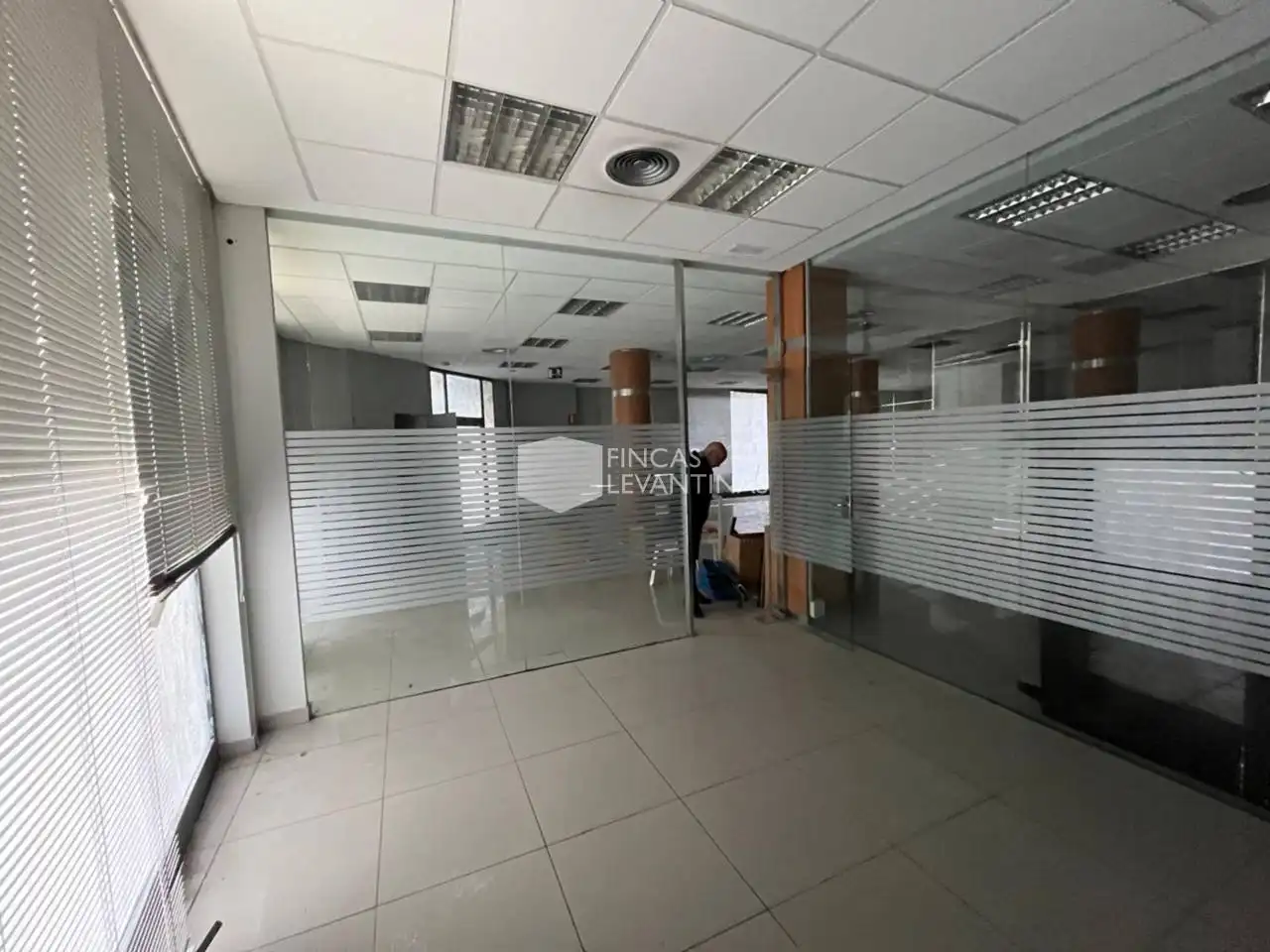 Local comercial en alquiler en Plaza de Toros - Avenida Chapí - Trinquete, imagen 6