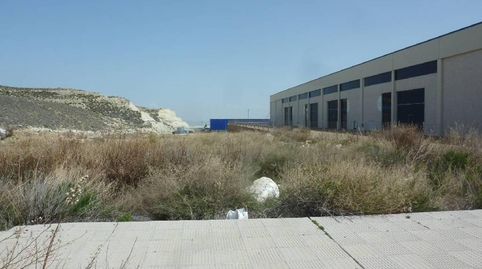 Muela, La, (Zaragoza) Terreno urbano para construir en calle Guatemala.