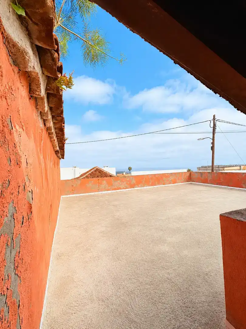 Vista exterior de Casa o xalet en venda en La Matanza de Acentejo amb Balcó
