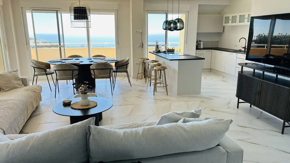 Apartament amb piscina en venda a Calahonda, imagen 19