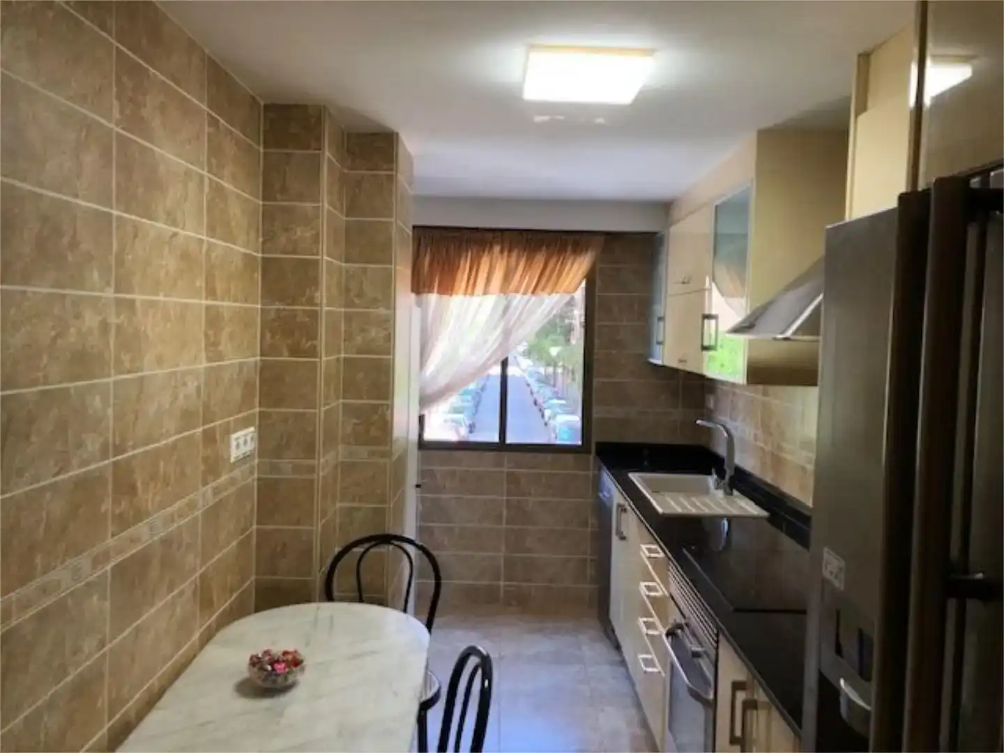 Kitchen of Flat for sale in  Valencia Capital  with Air Conditioner and Balcony