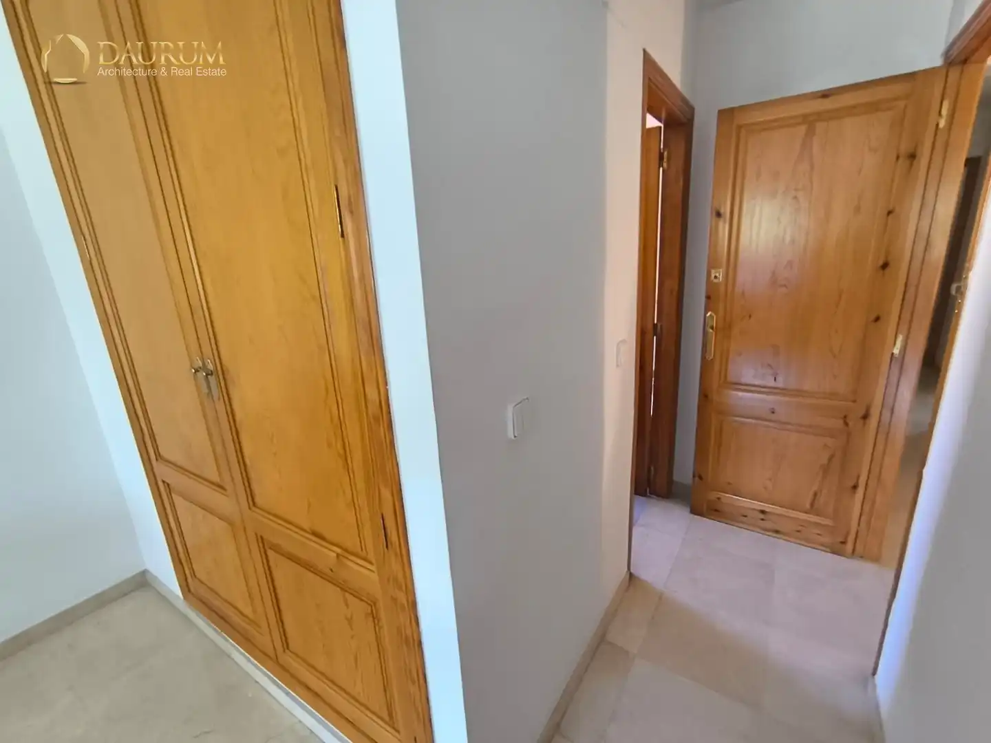Casa adosada en venda en Alicante / Alacant amb Aire condicionat, Terrassa i Traster