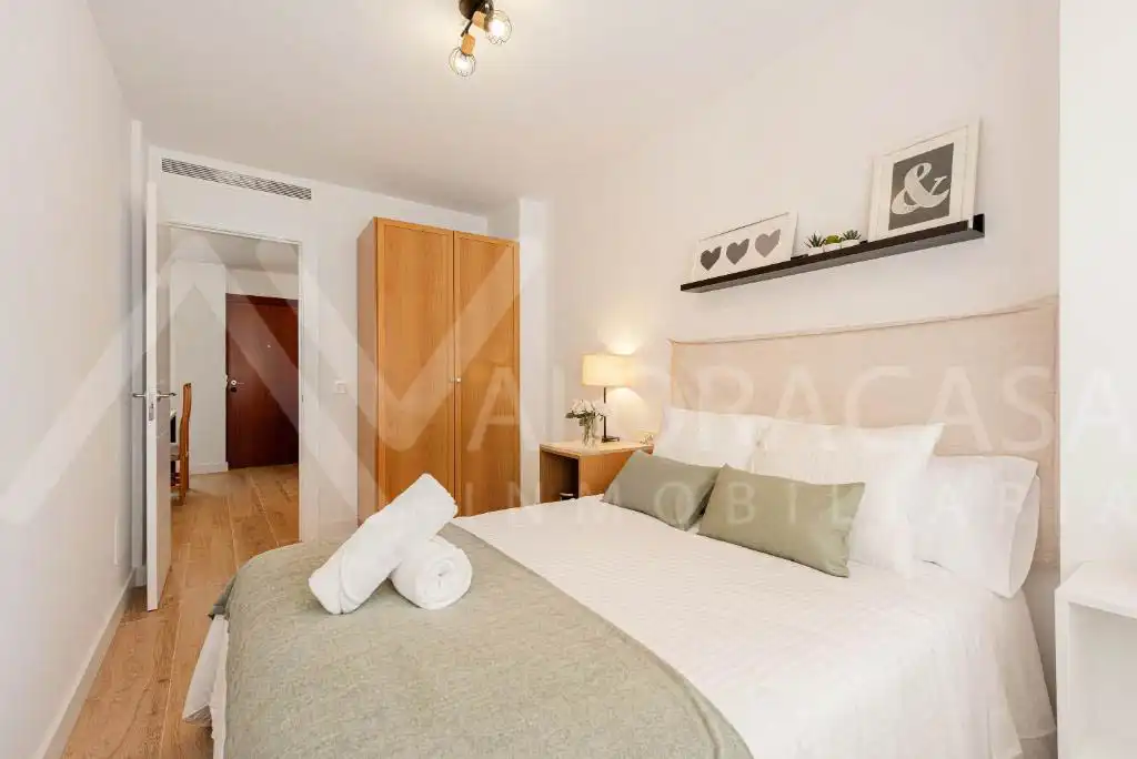 Bedroom of Flat for sale in Málaga  with Air Conditioner, Heating and Furnished
