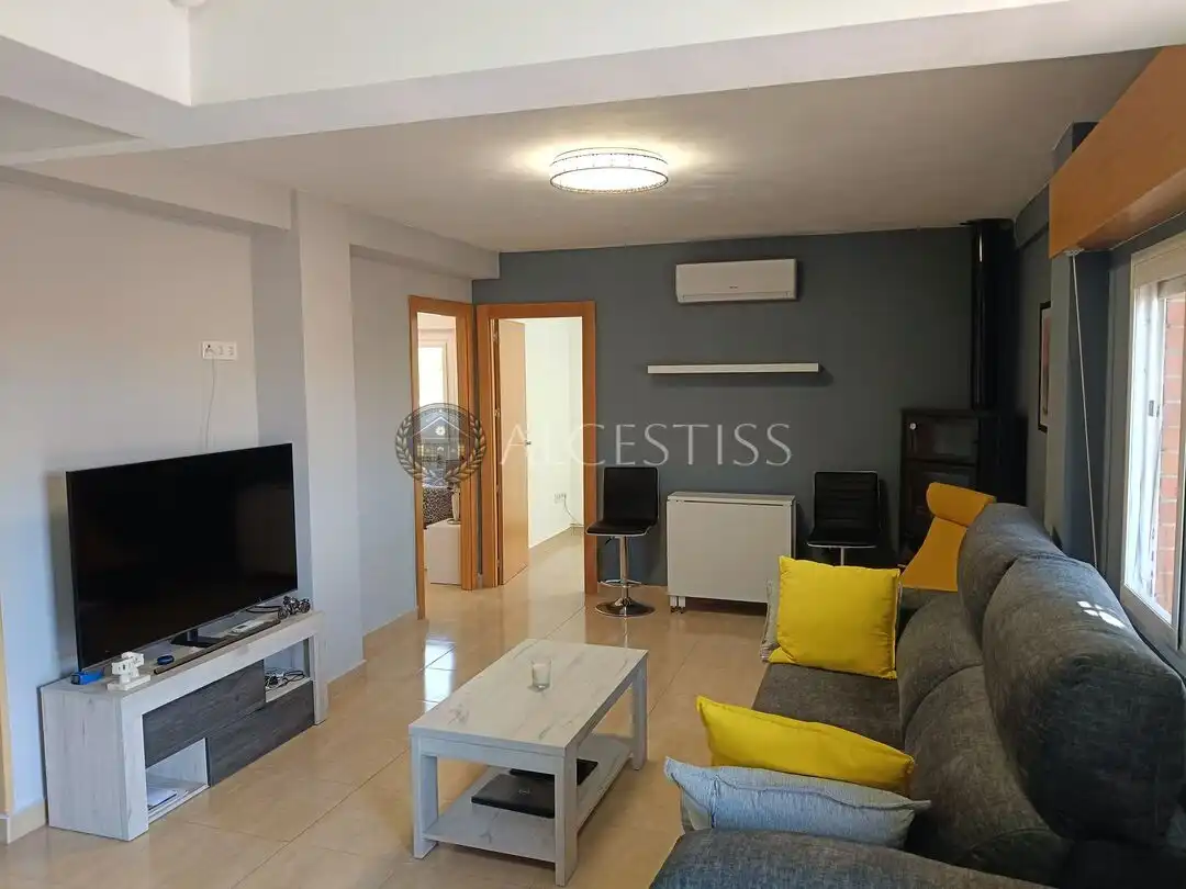 Sala d'estar de Casa o xalet en venda en El Viso de San Juan amb Aire condicionat, Calefacció i Jardí privat