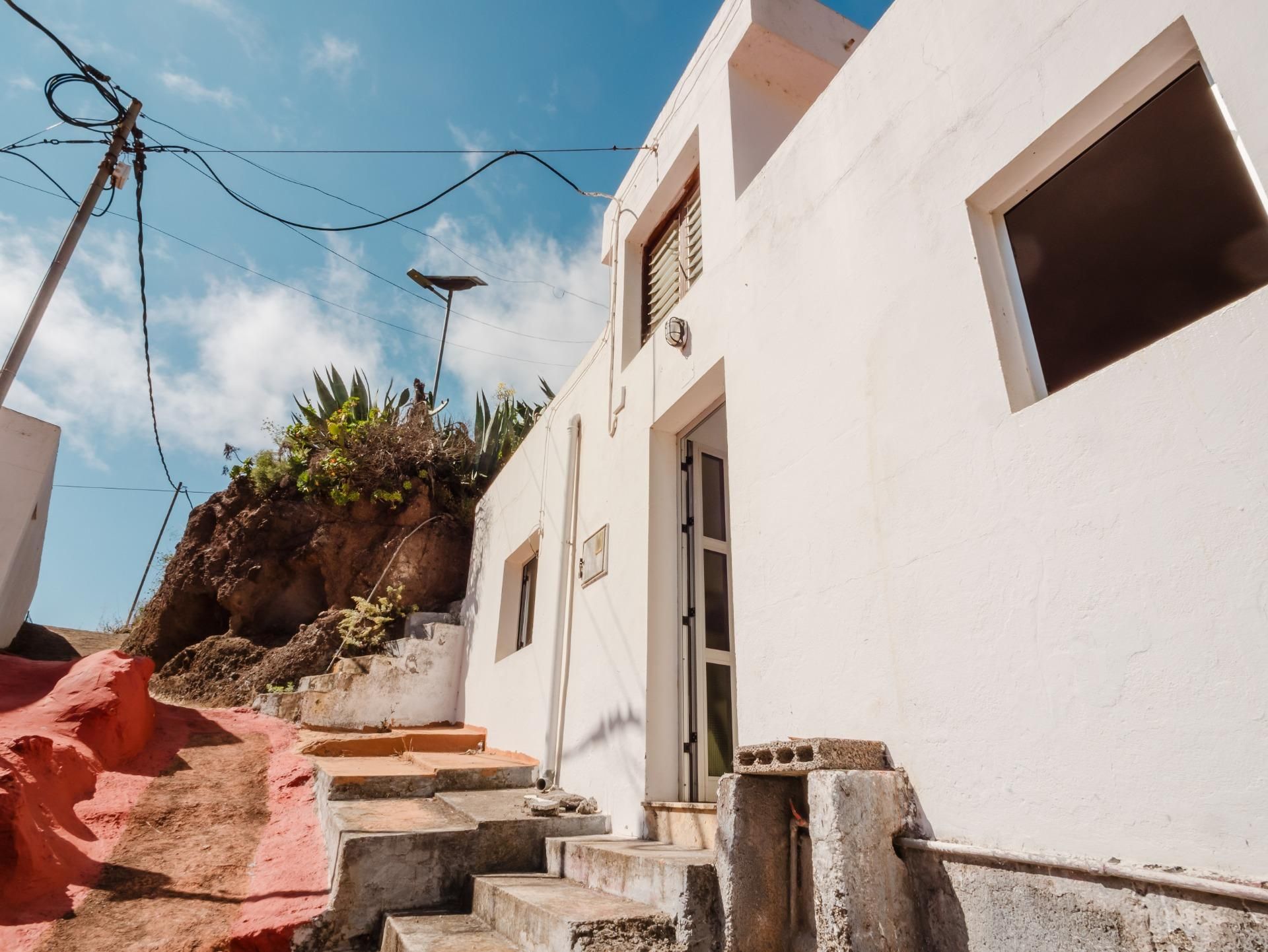 Vista exterior de Casa o xalet en venda en Santa María de Guía de Gran Canaria amb Jardí privat i Balcó