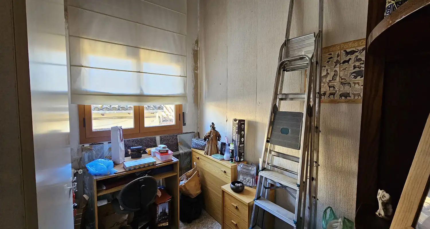 Dormitori de Casa o xalet en venda en Breda amb Calefacció, Terrassa i Traster