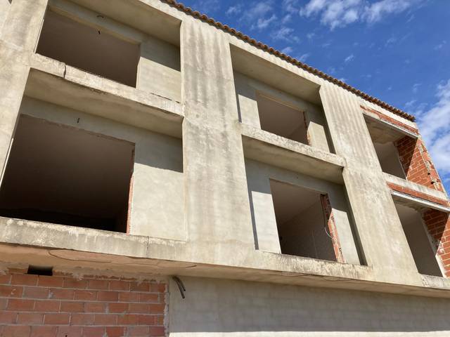 Edificio en Venta en Vicente Andres Estelles, 3 en Rotglà i Corbera