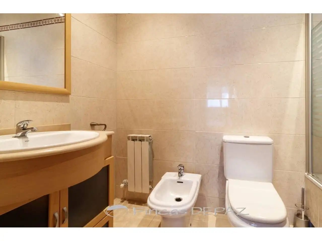 Bathroom of Flat for sale in Castelldefels  with Heating, Private garden and Parquet flooring