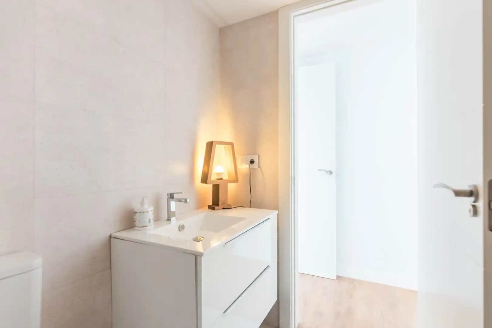 Bathroom of Flat for sale in Murcia  with Air Conditioner, Terrace and Storage room