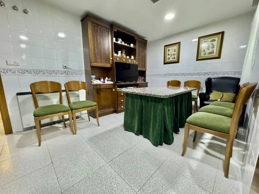 Esszimmer von Wohnung zum Verkauf in Córdoba mit Klimaanlage