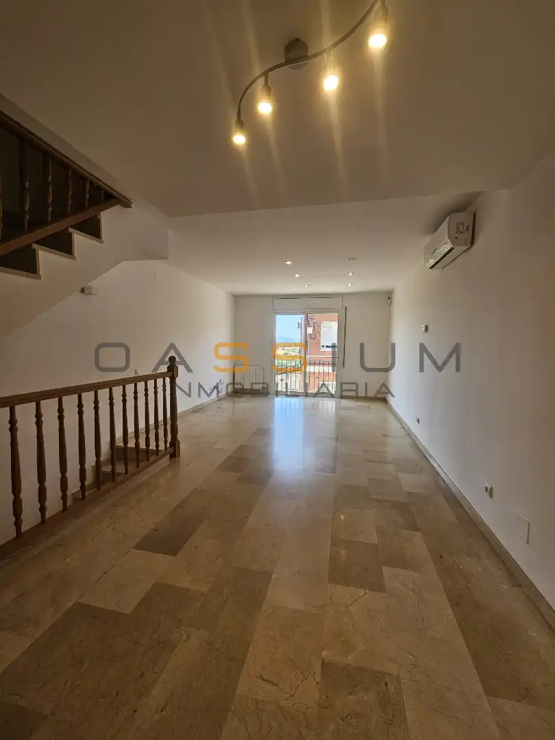 Houses for sale in Rubí  with Air Conditioner, Heating and Private garden