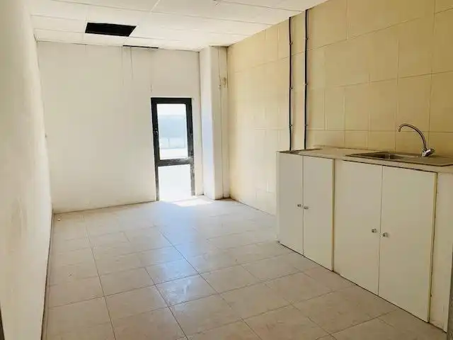 Nau industrial en venda en Santa Oliva