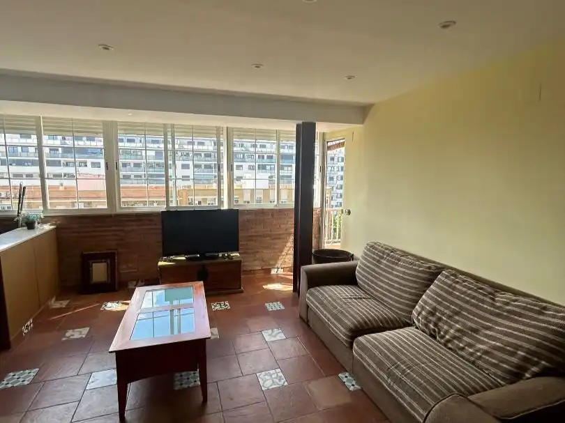 Wohnzimmer von Wohnung zur Miete in Valencia mit Klimaanlage, Heizung und Parkett