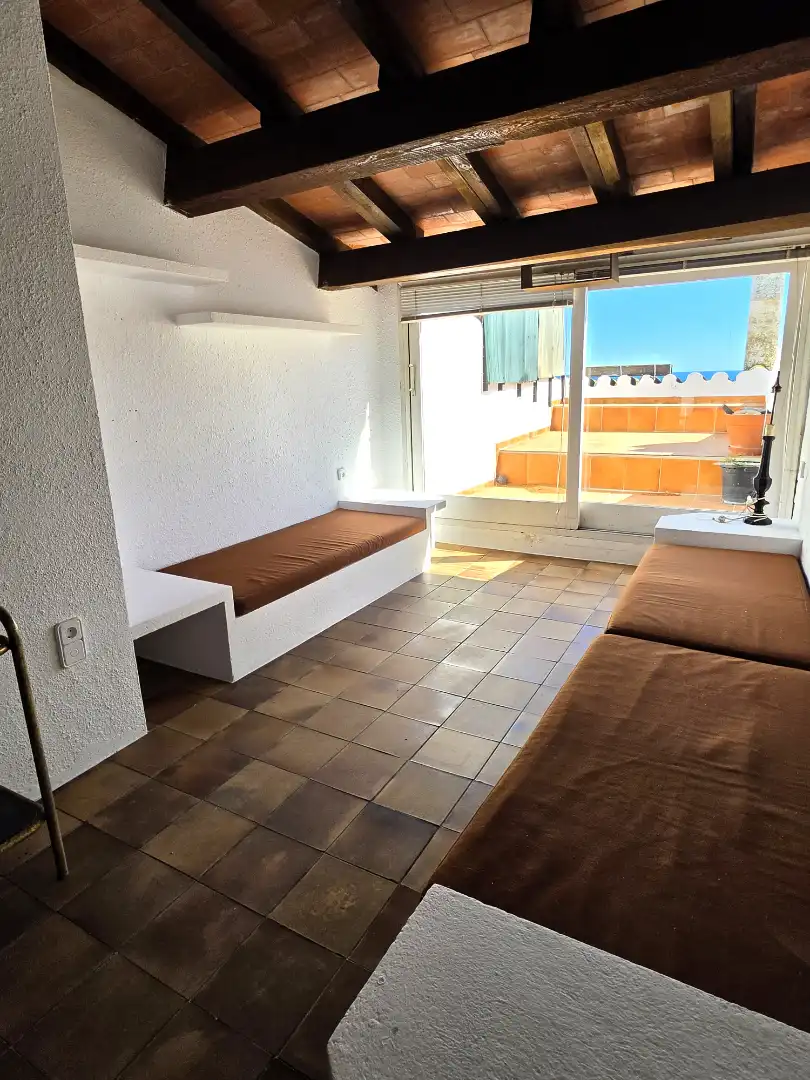 Wohnzimmer von Maisonette zum Verkauf in Cadaqués mit Terrasse