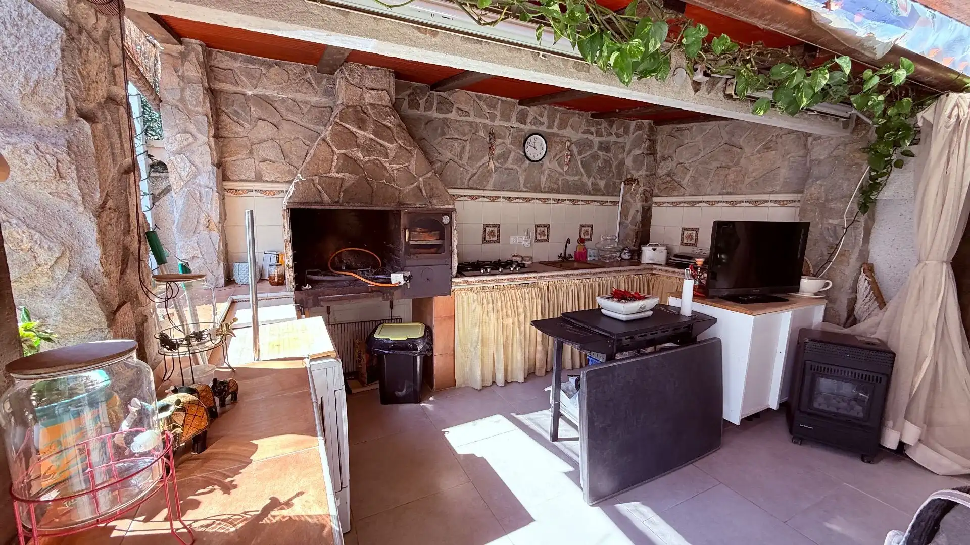 Kitchen of Detached homes for sale in La Nucia  with Air Conditioner, Heating and Private garden