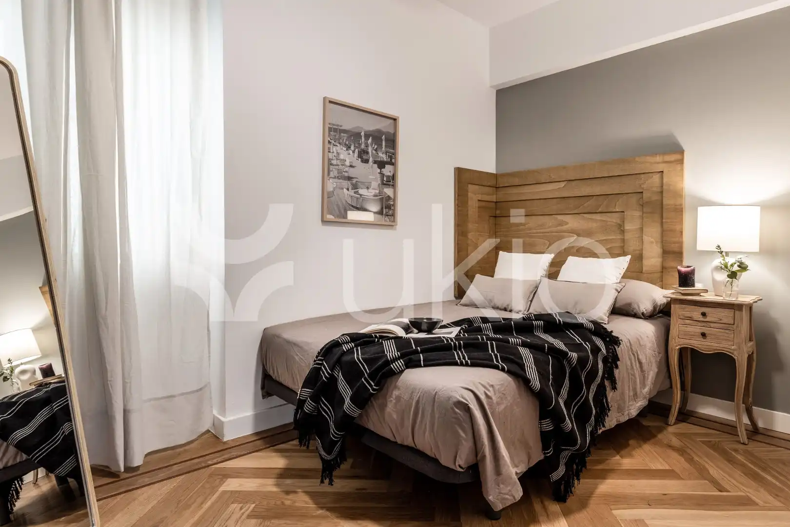 Habitación de Apartamento de alquiler en Madrid con Aire acondicionado, Calefacción y Amueblado