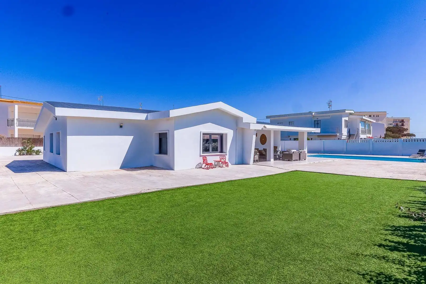 Vista exterior de Casa o chalet en venta en Punta Umbría con Aire acondicionado, Calefacción y Jardín privado