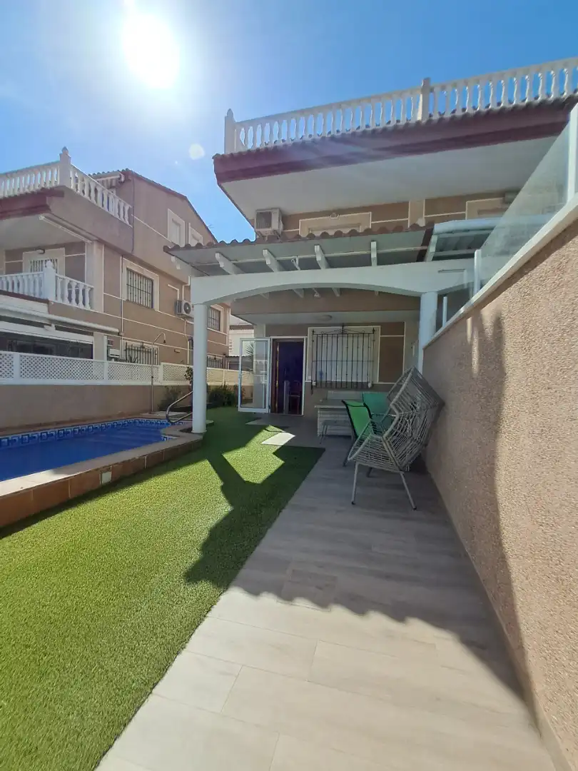 Adosado con terraza en venta en Avenida del Mare Nostrum, imagen 9