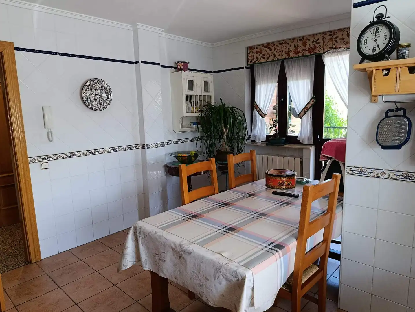 Comedor de Casa o chalet en venta en San Andrés del Rabanedo con Calefacción, Jardín privado y Terraza